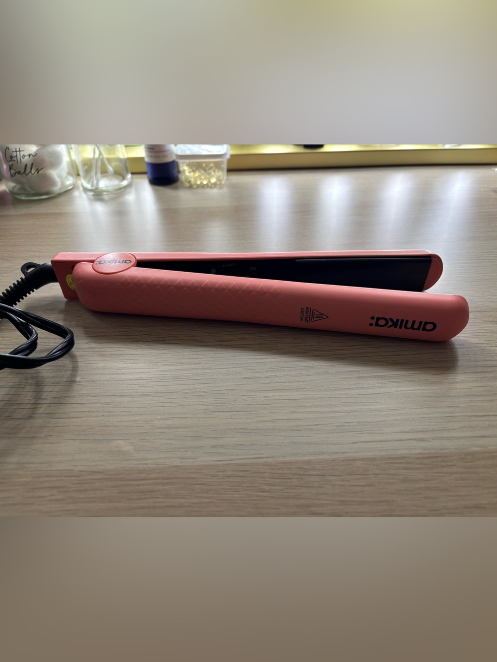 Amika 1” Hair Straightener